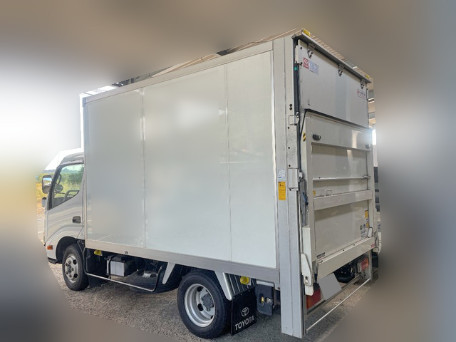 トヨタダイナパネルバン小型（2t・3t）[写真04]