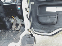 いすゞフォワード汚泥吸引車中型（4t）[写真15]