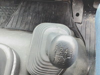 いすゞフォワード汚泥吸引車中型（4t）[写真20]