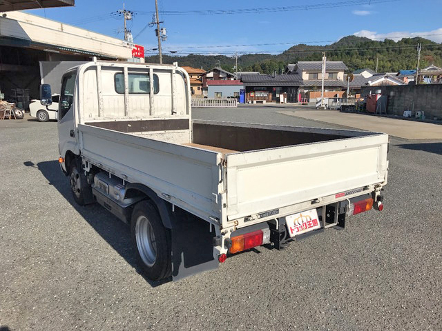 日野デュトロ平ボディ小型（2t・3t）[写真04]