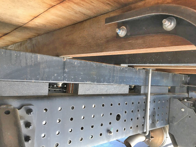 三菱ふそうキャンタークレーン4段小型（2t・3t）[写真25]