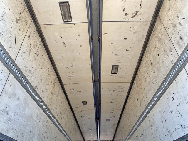 日本フルハーフその他の車種ウイングトレーラー大型（10t）[写真12]