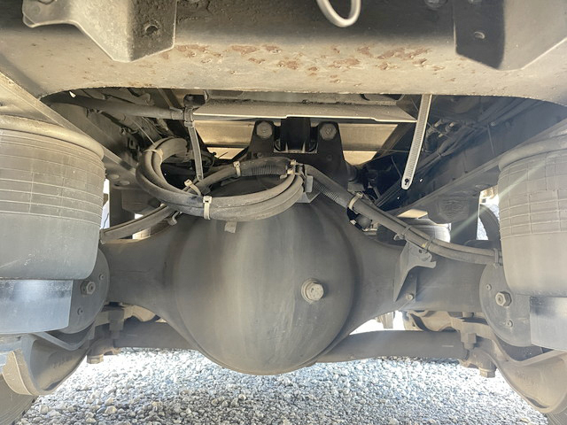 UDトラックスクオンアルミウイング大型（10t）[写真22]