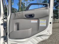 UDトラックスクオンアルミウイング大型（10t）[写真27]