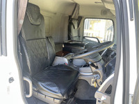 UDトラックスクオンアルミウイング大型（10t）[写真31]