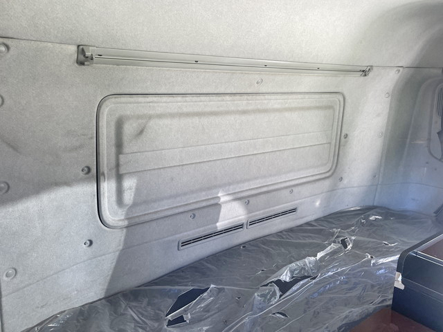 UDトラックスクオンアルミウイング大型（10t）[写真33]