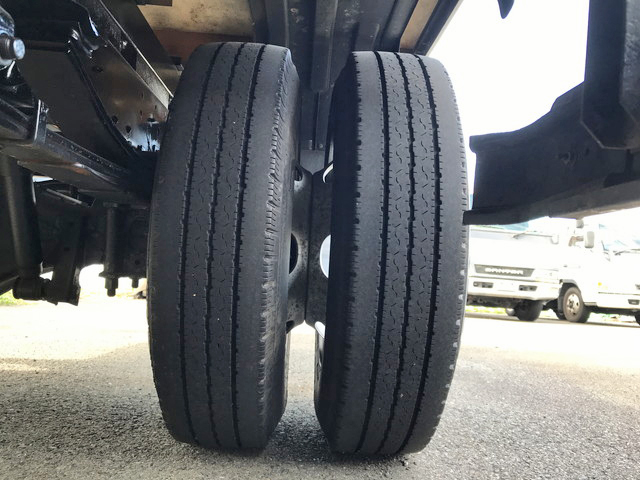 日産アトラスクレーン4段小型（2t・3t）[写真21]