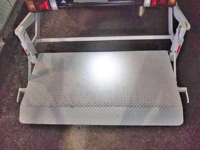 いすゞエルフ幌車小型（2t・3t）[写真11]