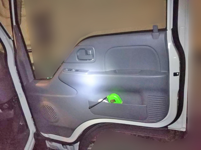 いすゞエルフ幌車小型（2t・3t）[写真26]