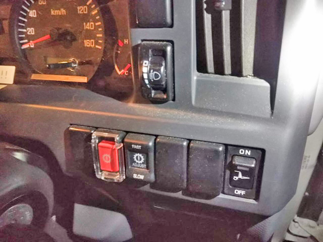 いすゞエルフ幌車小型（2t・3t）[写真36]