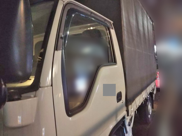 いすゞエルフ幌車小型（2t・3t）[写真06]