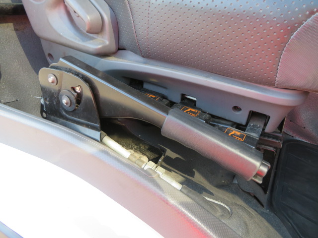 いすゞフォワード深ダンプ（土砂禁ダンプ）中型（4t）[写真16]