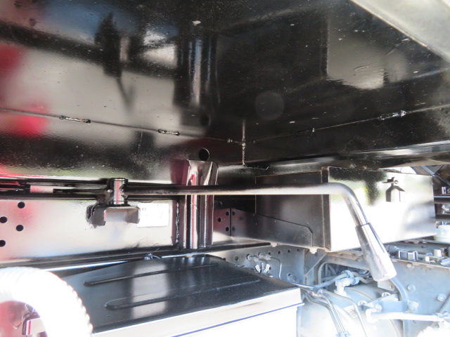 いすゞフォワード深ダンプ（土砂禁ダンプ）中型（4t）[写真34]