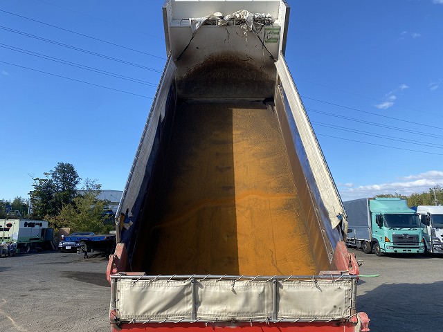 三菱ふそうスーパーグレートダンプ大型（10t）[写真19]