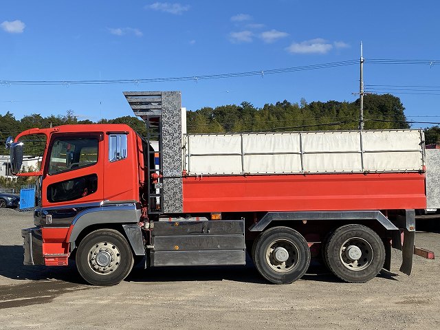 三菱ふそうスーパーグレートダンプ大型（10t）[写真07]