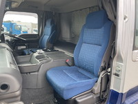 いすゞギガアルミウイング大型（10t）[写真25]