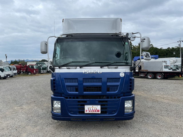 いすゞギガアルミウイング大型（10t）[写真06]