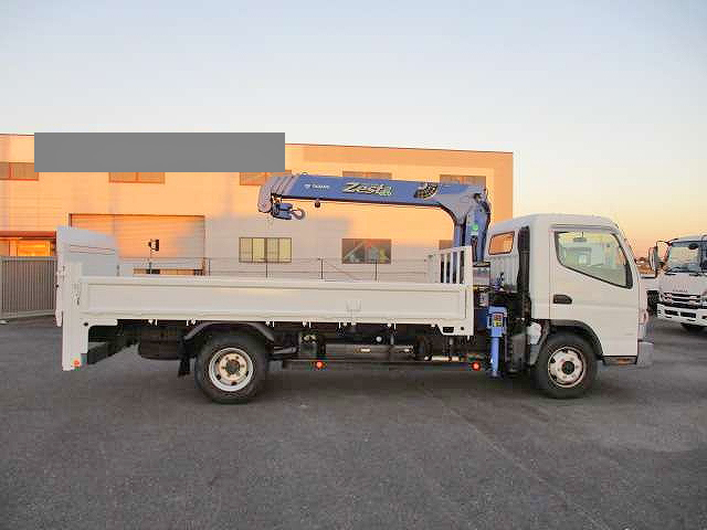 三菱ふそうキャンタークレーン4段小型（2t・3t）[写真12]