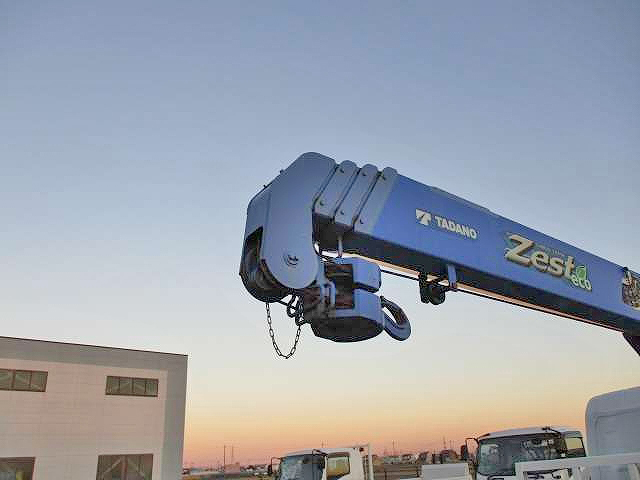 三菱ふそうキャンタークレーン4段小型（2t・3t）[写真09]