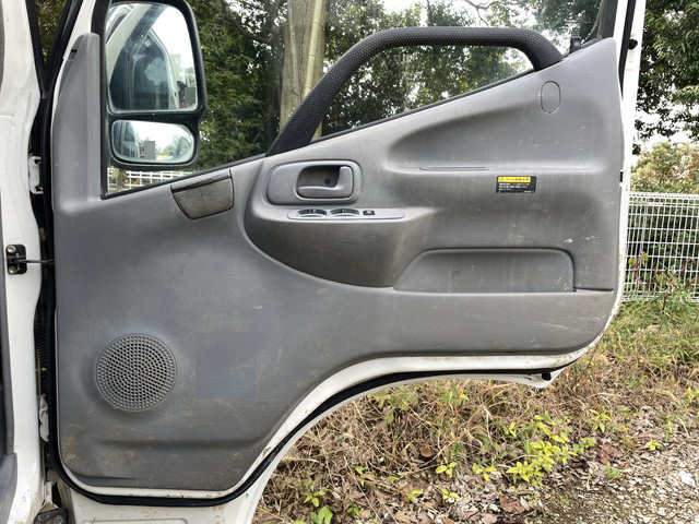 日野デュトロユニック3段小型（2t・3t）[写真23]