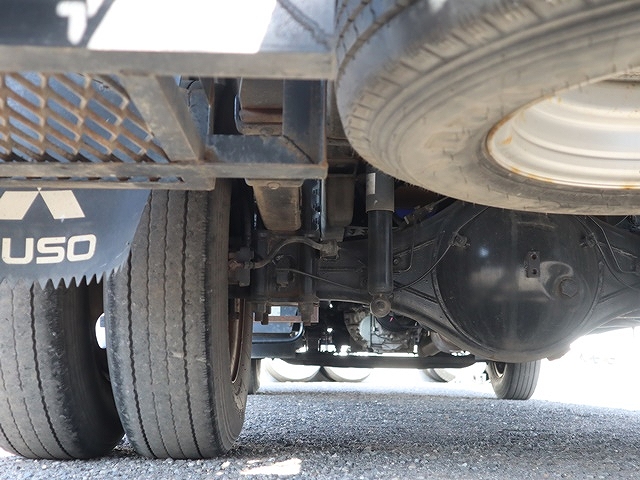 三菱ふそうキャンターダブルキャブ（Wキャブ）小型（2t・3t）[写真18]