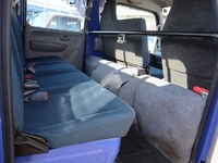 三菱ふそうキャンターダブルキャブ（Wキャブ）小型（2t・3t）[写真27]