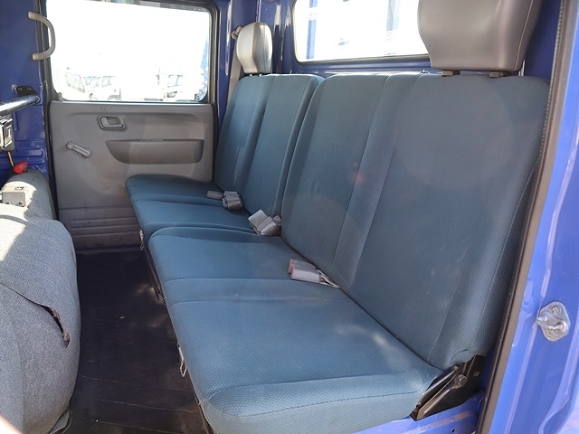 三菱ふそうキャンターダブルキャブ（Wキャブ）小型（2t・3t）[写真30]