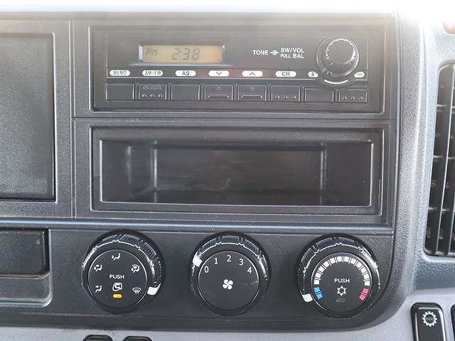 三菱ふそうキャンターダブルキャブ（Wキャブ）小型（2t・3t）[写真36]