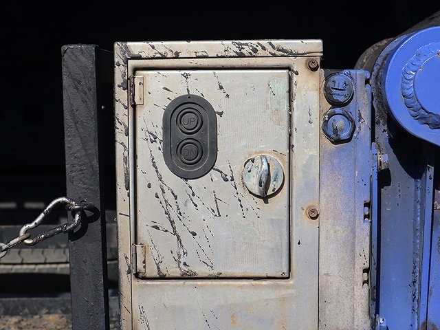 三菱ふそうキャンターダブルキャブ（Wキャブ）小型（2t・3t）[写真09]