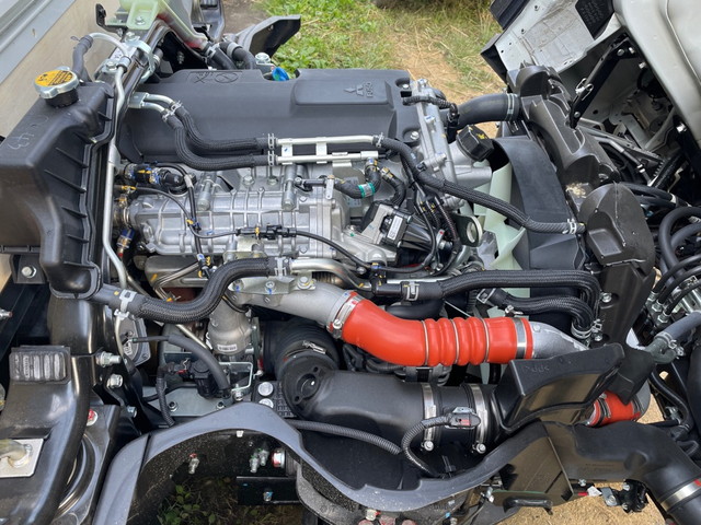 三菱ふそうキャンター平ボディ小型（2t・3t）[写真09]