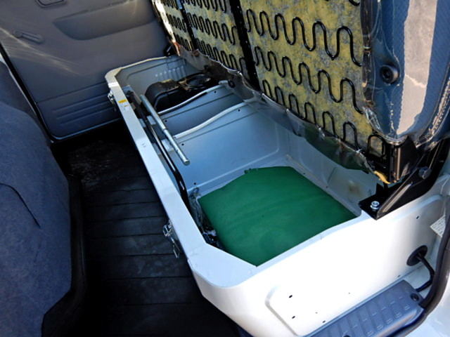 三菱ふそうキャンターダブルキャブ（Wキャブ）小型（2t・3t）[写真14]