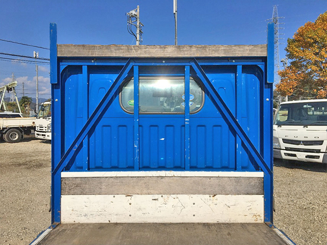 日産アトラス平ボディ小型（2t・3t）[写真13]