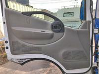 日産アトラス平ボディ小型（2t・3t）[写真24]