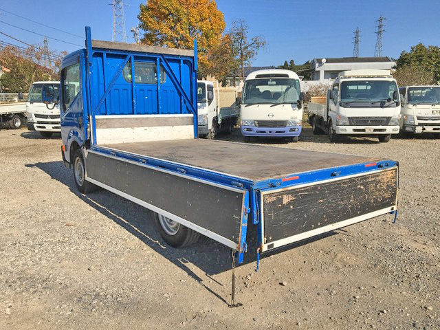 日産アトラス平ボディ小型（2t・3t）[写真09]