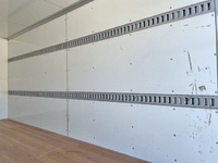 いすゞエルフアルミバン小型（2t・3t）[写真14]