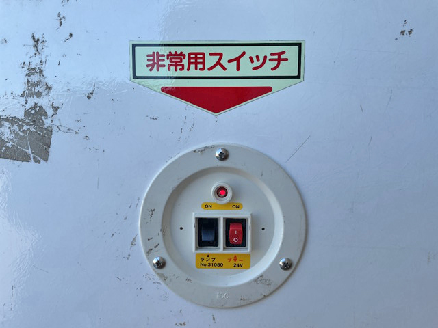 いすゞエルフアルミバン小型（2t・3t）[写真15]