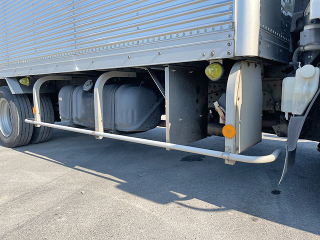 いすゞエルフアルミバン小型（2t・3t）[写真19]