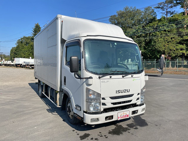 いすゞエルフアルミバン小型（2t・3t）[写真03]