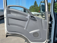 いすゞエルフアルミバン小型（2t・3t）[写真30]