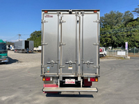 いすゞエルフアルミバン小型（2t・3t）[写真09]