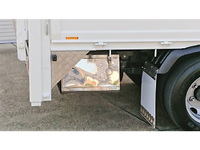 日野デュトロ平ボディ小型（2t・3t）[写真10]