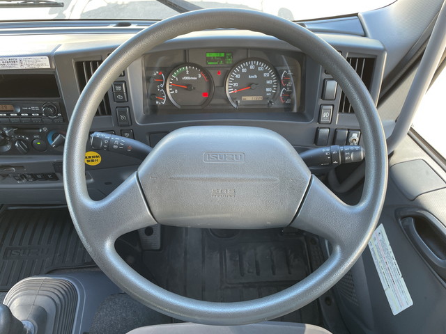 いすゞフォワードヒアブクレーン増トン（6t・8t）[写真34]