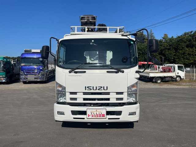 いすゞフォワードヒアブクレーン増トン（6t・8t）[写真07]