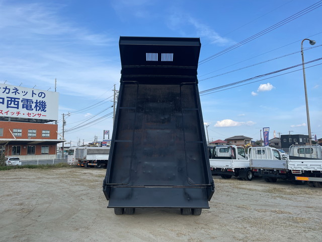 いすゞフォワードダンプ中型（4t）[写真10]