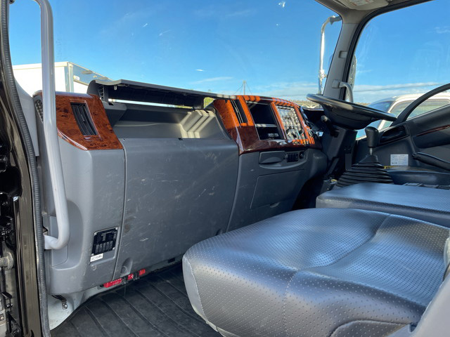 いすゞフォワードダンプ中型（4t）[写真26]