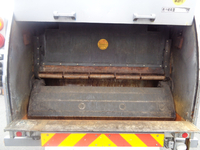 UDトラックスコンドルパッカー車（塵芥車）増トン（6t・8t）[写真14]