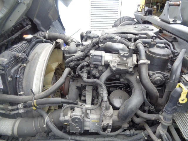 UDトラックスコンドルパッカー車（塵芥車）増トン（6t・8t）[写真22]