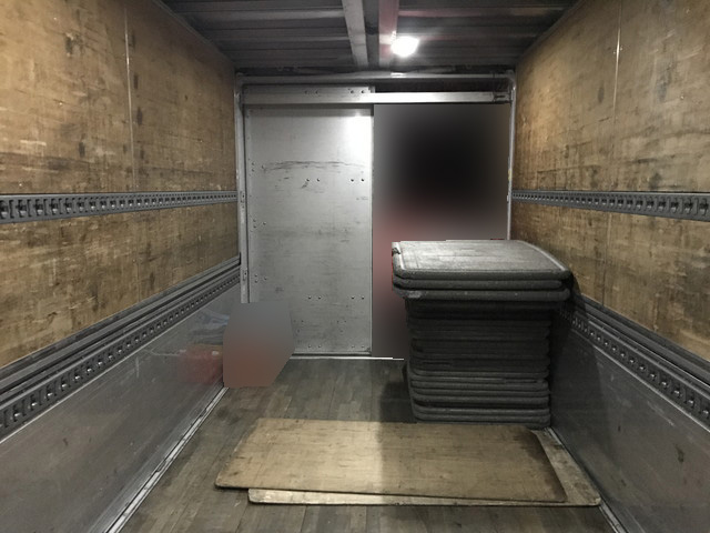 三菱ふそうスーパーグレートアルミウイング大型（10t）[写真16]