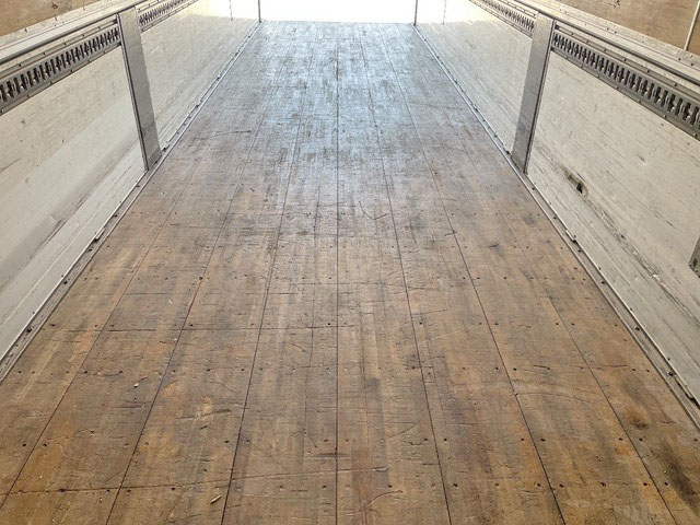 日野プロフィアアルミウイング大型（10t）[写真14]