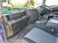 日野プロフィアアルミウイング大型（10t）[写真30]